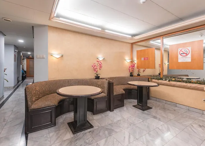 Oyo 671 Hotel Capitol Jakarta